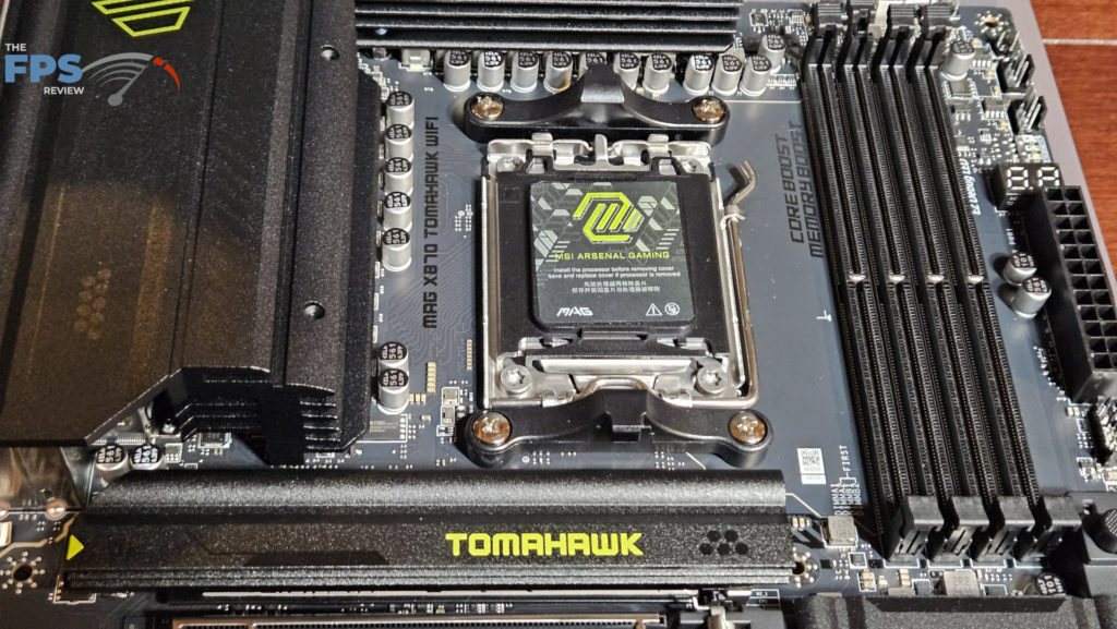 MSI MAG X870 TOMAHAWK WiFi :socket and memory slots