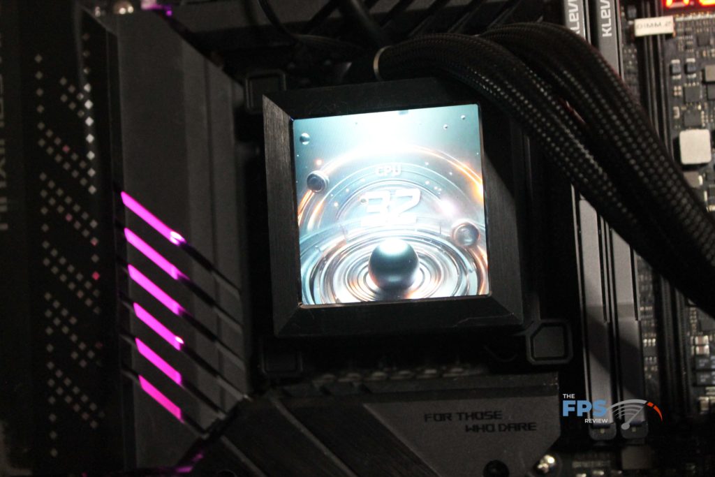 Lian Li Hydroshift LCD 360R installed