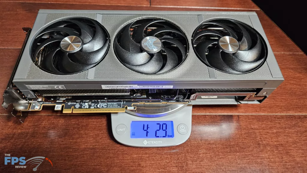 SAPPHIRE Nitro+ Radeon RX 9070 XT Gaming OCweight