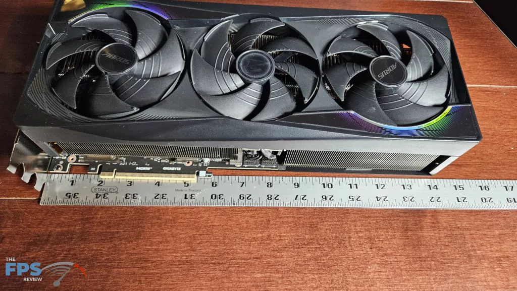GIGABYTE AORUS GeForce RTX 5080 MASTER : measure2