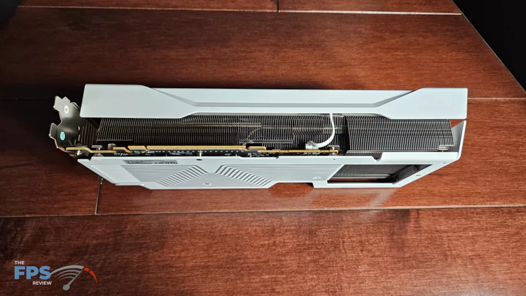 XFX Swift AMD Radeon RX 9070 XT White Gaming Edition: heatsink