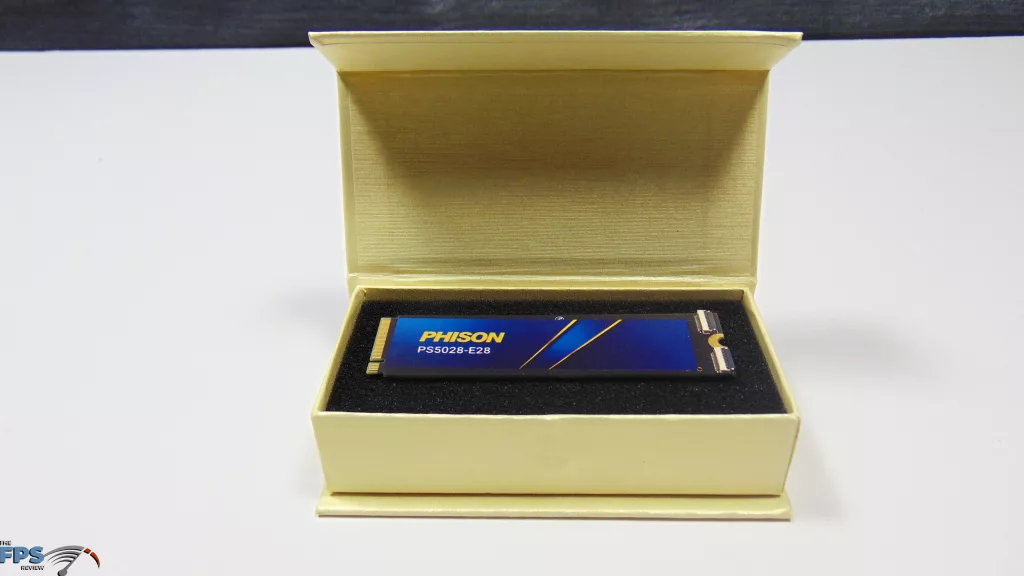 Phison PS5028-E28 Reference Design 2TB PCIe Gen5 M.2 NVMe SSD in Box