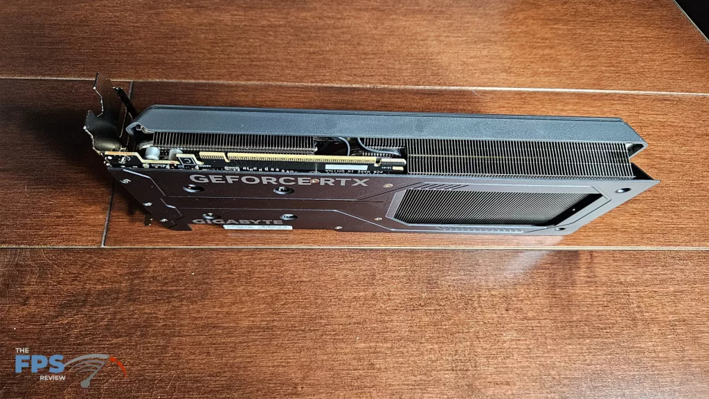 GIGABYTE GeForce RTX 5060 GAMING OC 8G: bottom side