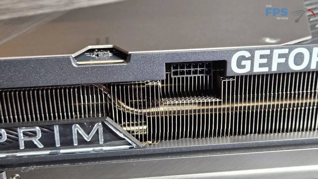MSI GeForce RTX 5090 32G SUPRIM SOC: PCIe cable connect