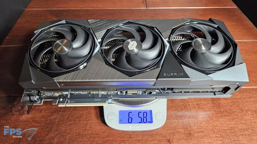 MSI GeForce RTX 5090 32G SUPRIM SOC: weight