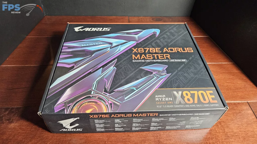 GIGABYTE X870E AORUS MASTER: Box front