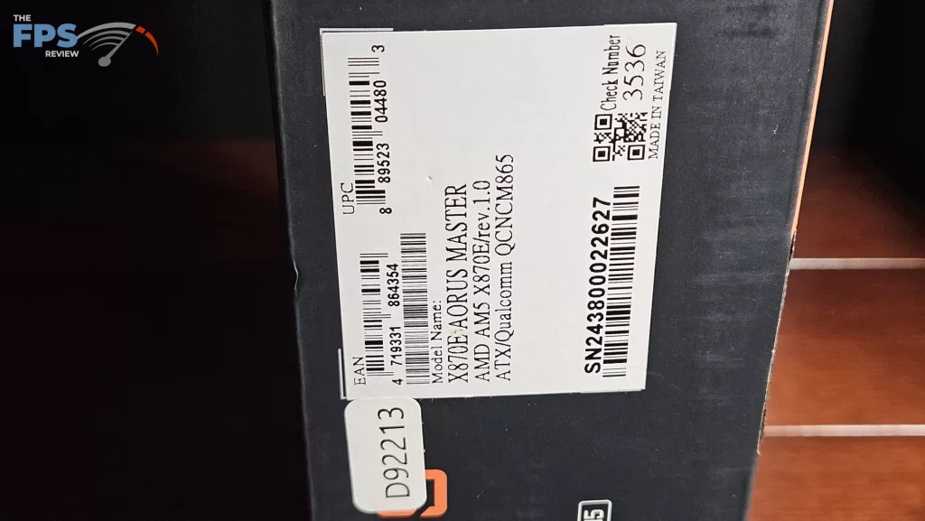 GIGABYTE X870E AORUS MASTER: label