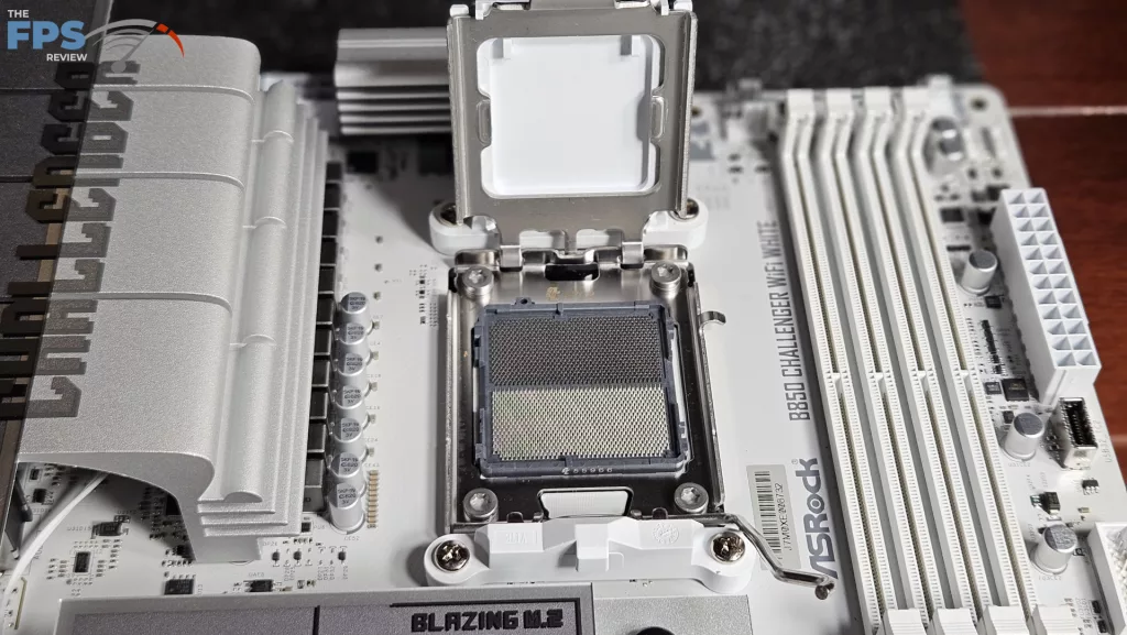 ASRock B850 CHALLENGER WiFi WHITE: open socket-2