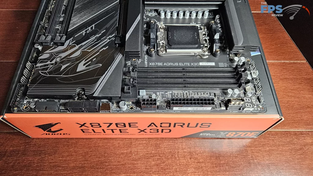 GIGABYTE X870E AORUS ELITE X3D Motherboard: right edge
