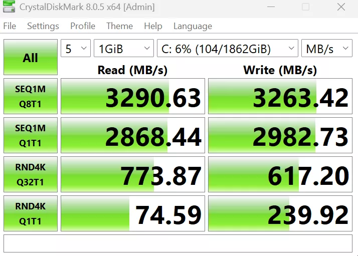 MSI B850 GAMING PLUS WiFi PZ motherboard: CrystalDiskMark