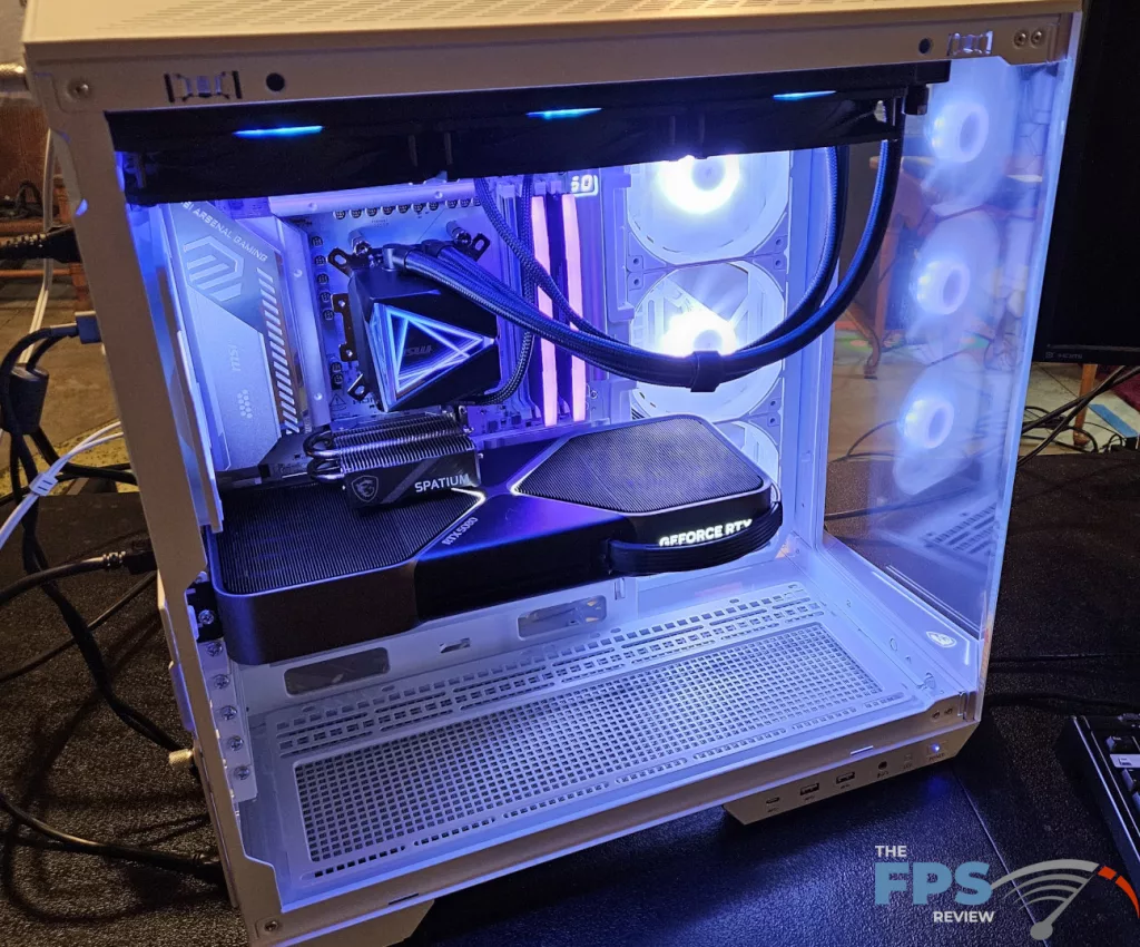 MSI MAG X870E TOMAHAWK MAX WiFi PZ motherboard: RGB-1