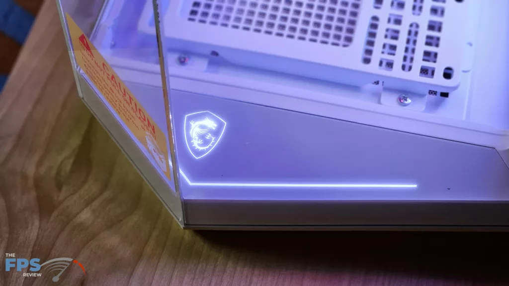 MSI MAG PANO 100R PZ PC Gaming Case: front logo LED