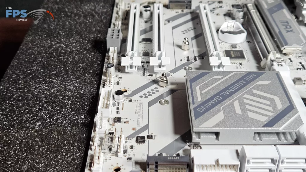 MSI MAG GAMING PLUS MAX WiFi motherboard: storage slots