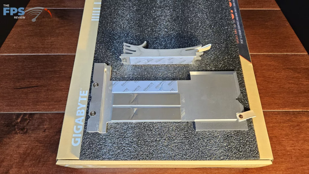 GIGABYTE X870E AERO X3D WOOD motherboard: native heatsinks