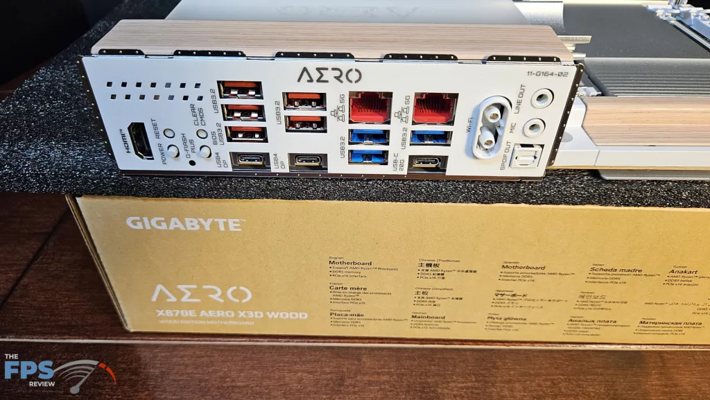 GIGABYTE X870E AERO X3D WOOD motherboard: rear I/O