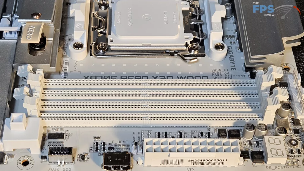 GIGABYTE X870E AERO X3D WOOD motherboard: RAM