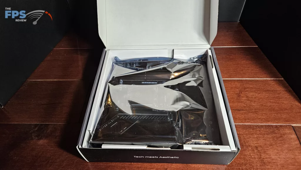 MSI MAG B850 MORTAR MAX WiFi motherboard: box open