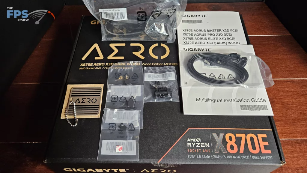 GIGABYTE X870E AERO X3D DARK WOOD motherboard: accessories