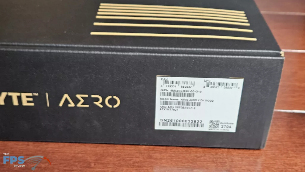 GIGABYTE X870E AERO X3D DARK WOOD motherboard: box-label