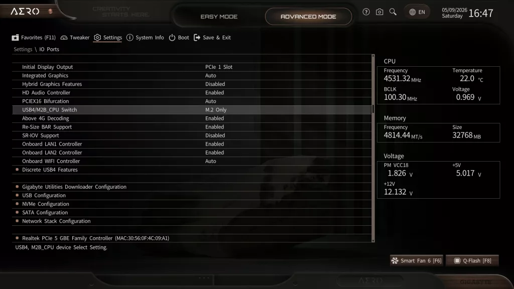 GIGABYTE X870E AERO X3D DARK WOOD motherboard: BIOS