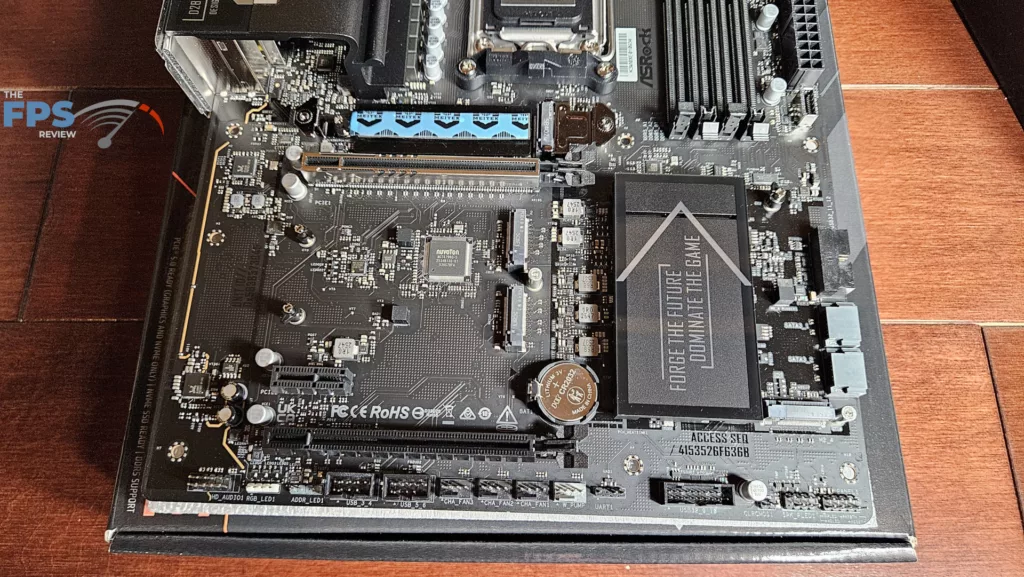 ASRock X870E CHALLENGER WiFi Motherboard: M.2 without heatsinks