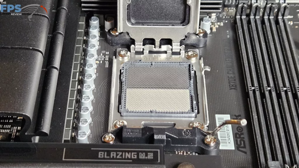 ASRock X870E CHALLENGER WiFi Motherboard: open cpu socket