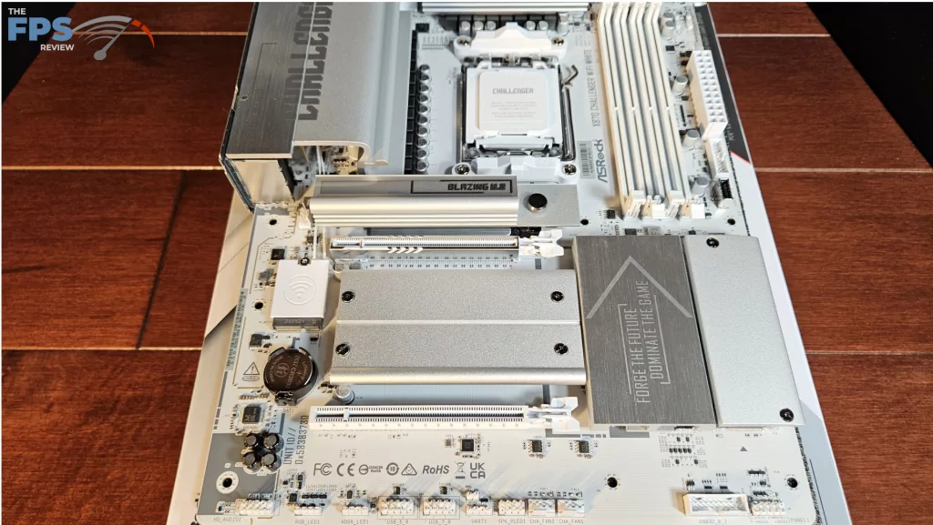 ASRock X870 CHALLENGER WiFi White motherboard: expansion