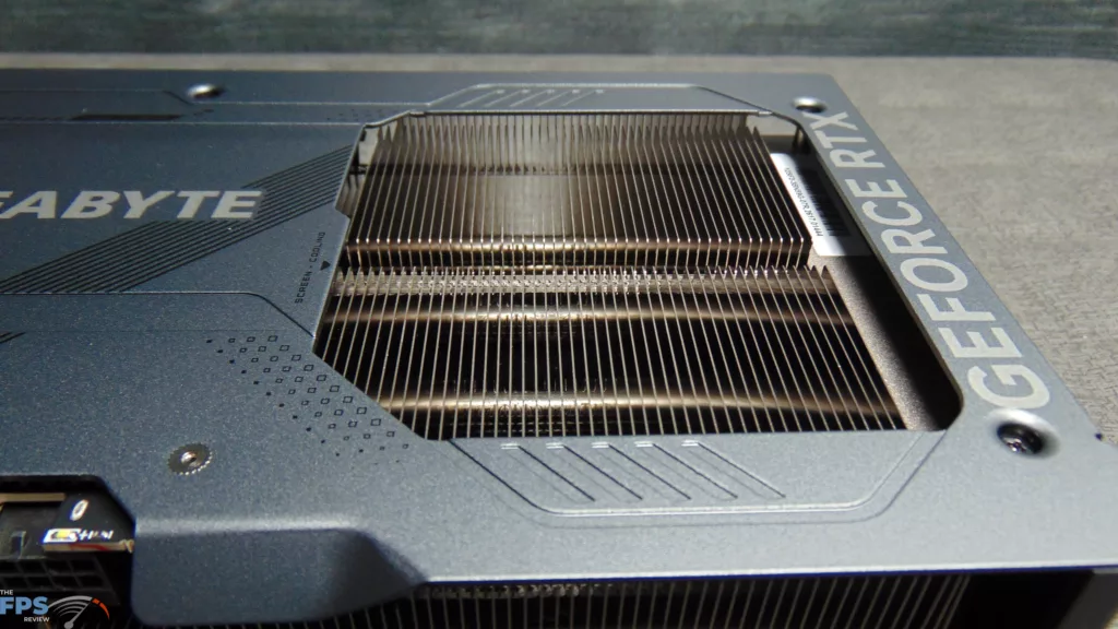 GIGABYTE GeForce RTX 5090 GAMING OC 32G Screen Cooling
