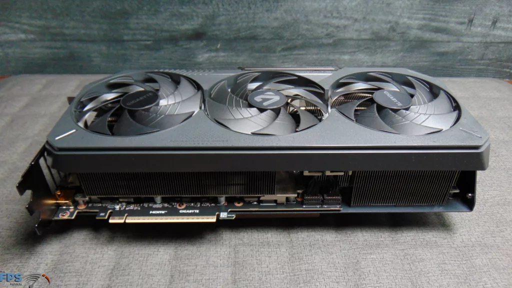 GIGABYTE GeForce RTX 5090 GAMING OC 32G Card Top