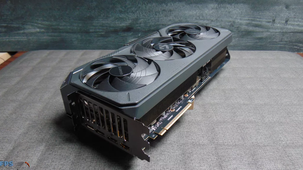GIGABYTE GeForce RTX 5090 GAMING OC 32G Card Top