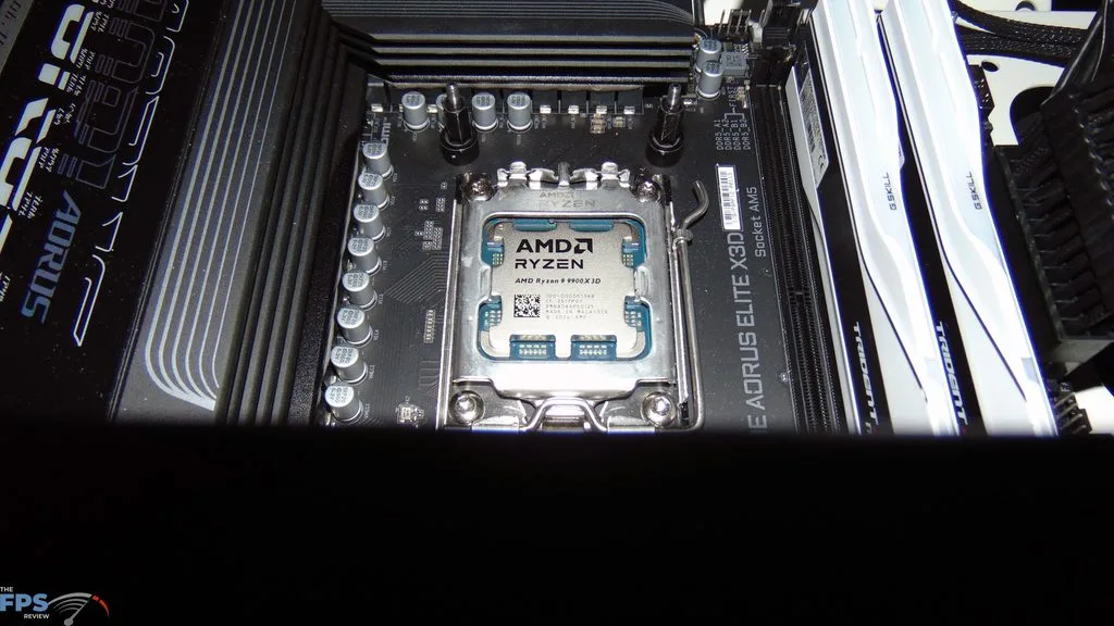 AMD Ryzen 9 9900X3D CPU Installation